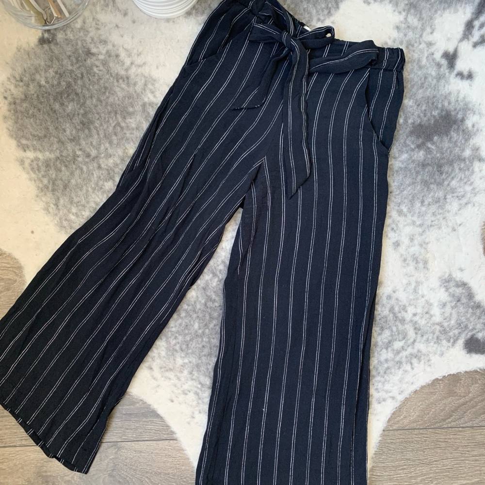 Aritzia Wide Leg Trouser